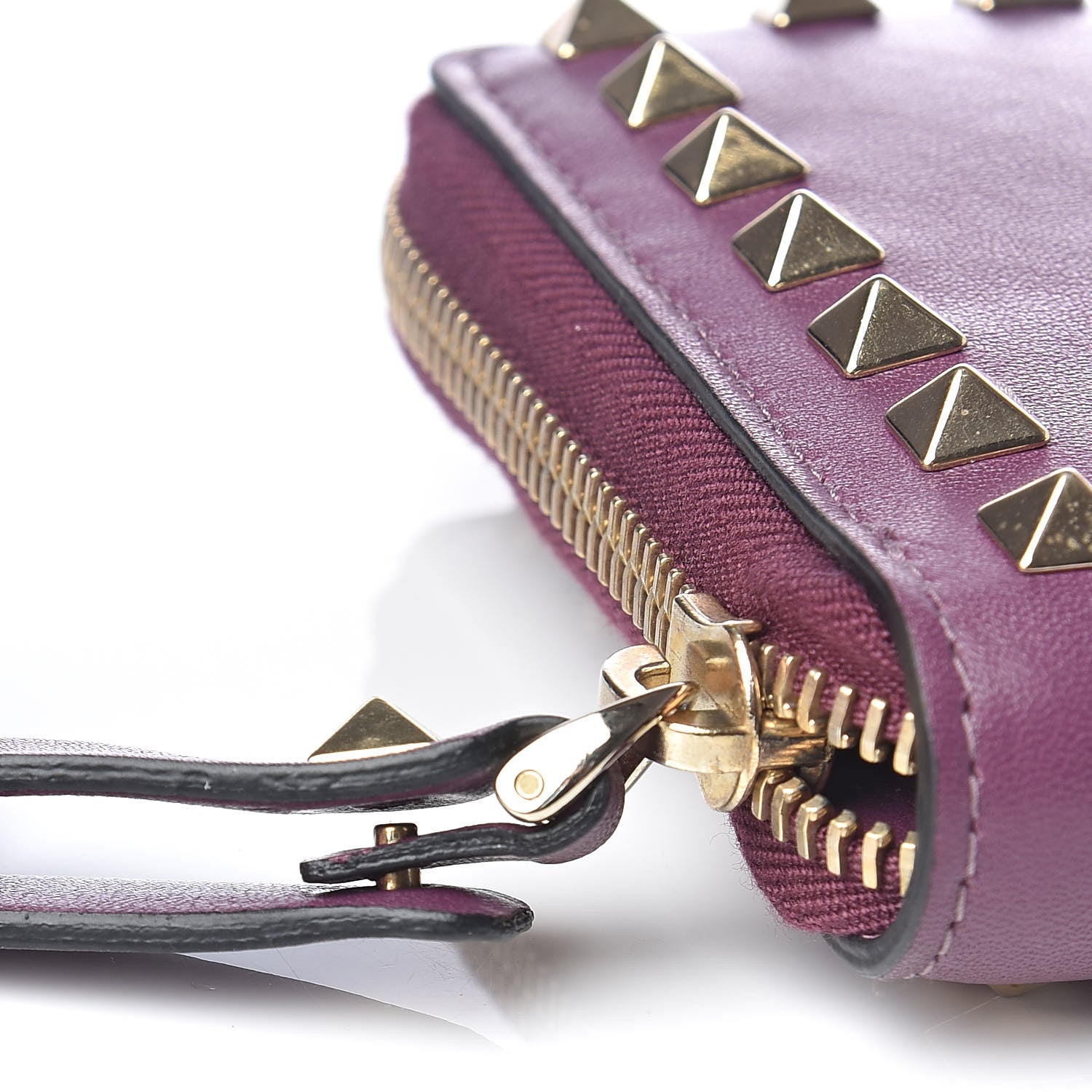 財布 VALENTINO Wallet ギャラリー：多様なアイコン使いと装飾性の高いデザインが冴える