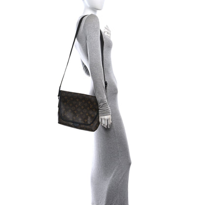 Louis Vuitton Monogram Macassar Magnetic Messenger 2 of 9