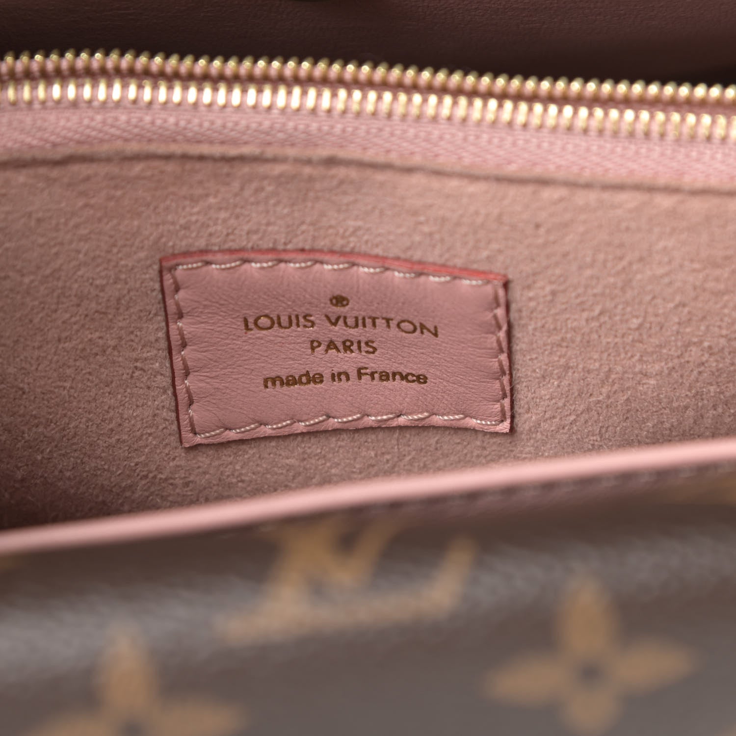 Louis Vuitton Grained Calfskin Monogram Double V Rose Poudre 6 of 13