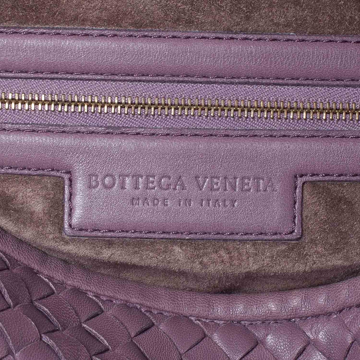 Nappa Intrecciato Medium Veneta Hobo Lilac