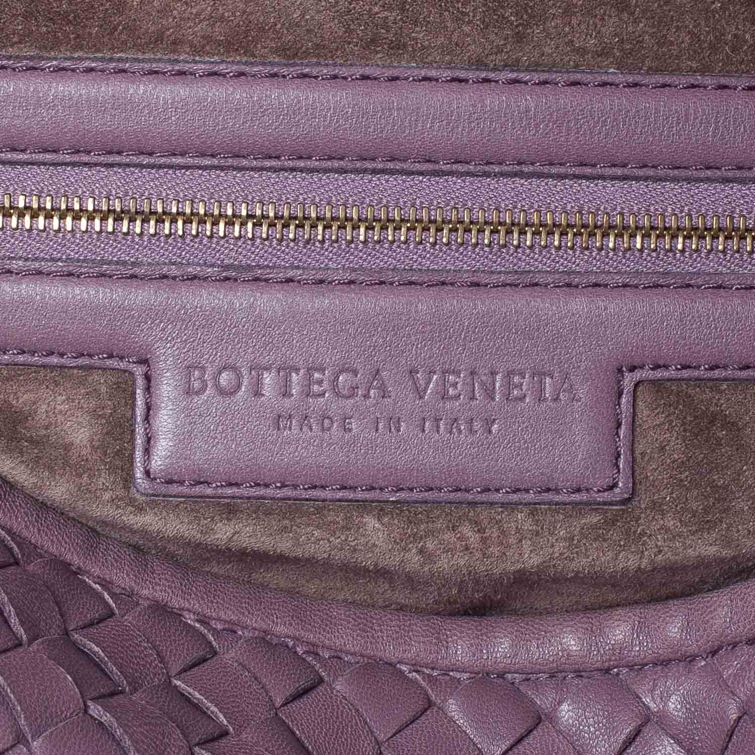 Bottega Veneta Nappa Intrecciato Medium Veneta Hobo Lilac 6 of 11