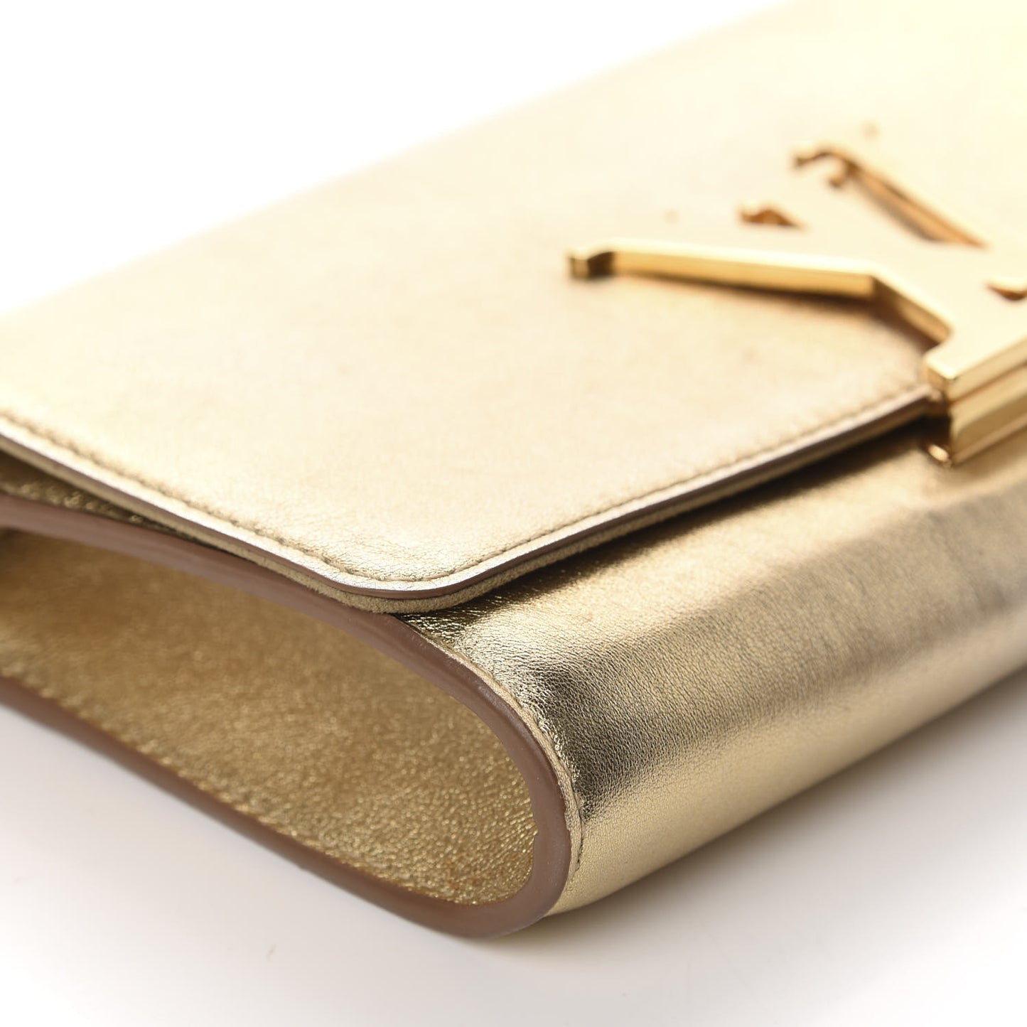 Calfskin Neo Sobe Louise EW Clutch Gold