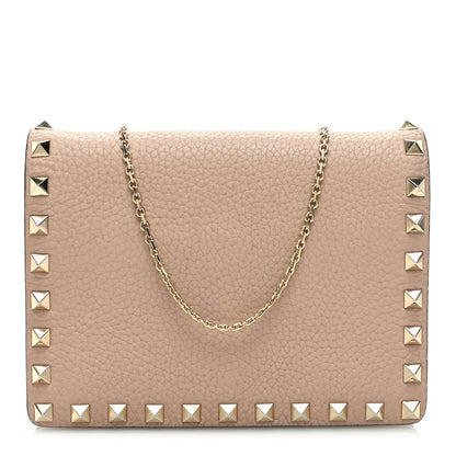 Valentino Garavani Pebbled Calfskin Rockstud Wallet On Chain Poudre 1 of 12