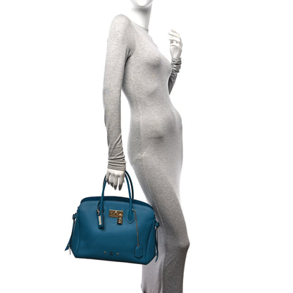Louis Vuitton Veau Nuage Milla MM Colvert 2 of 10