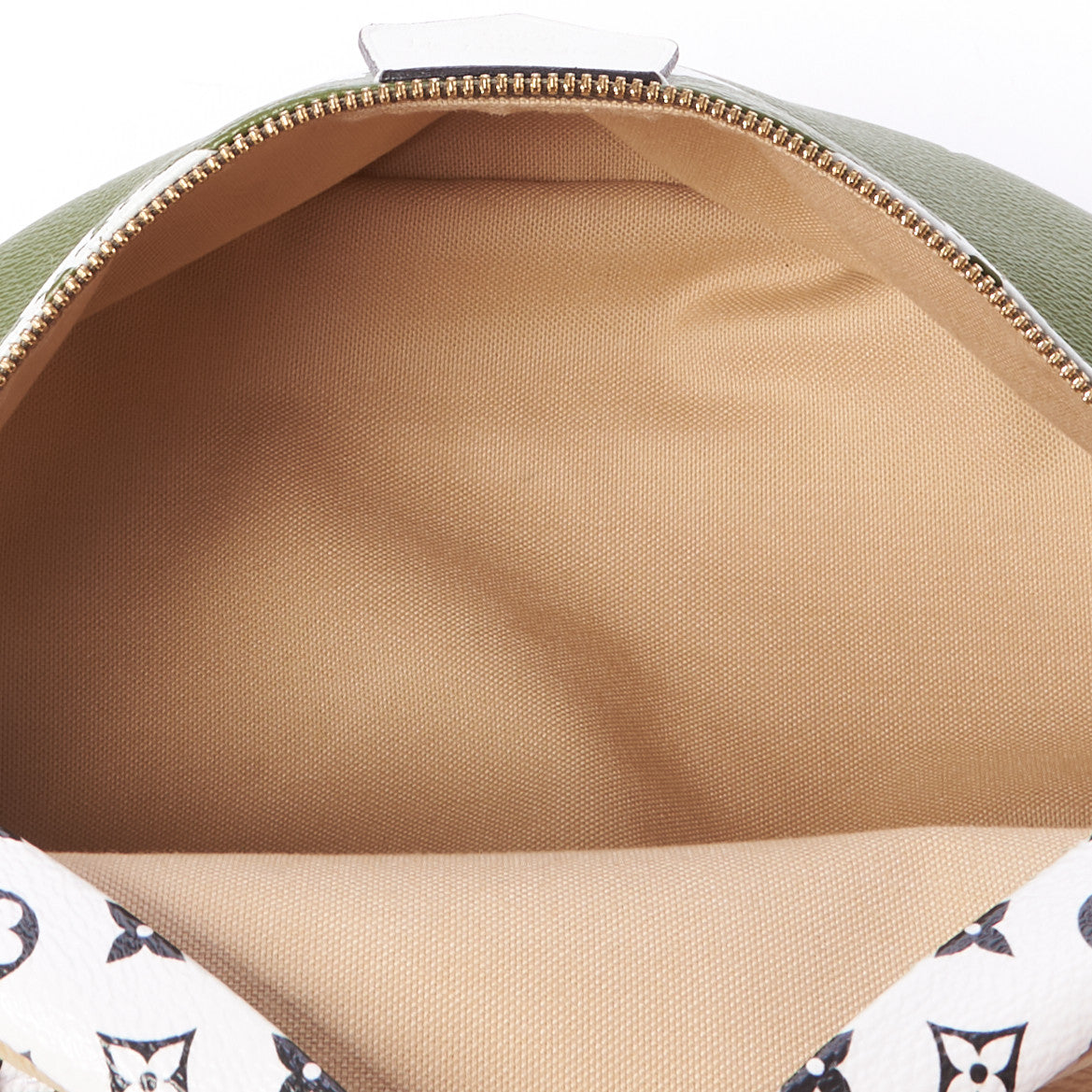 Louis Vuitton Monogram Giant Bumbag Kaki Beige 7 of 9