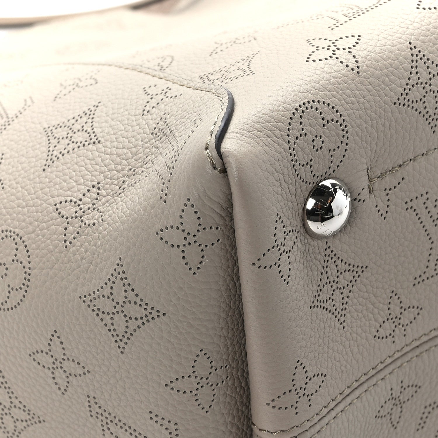 Louis Vuitton Mahina Hina MM Galet 8 of 11