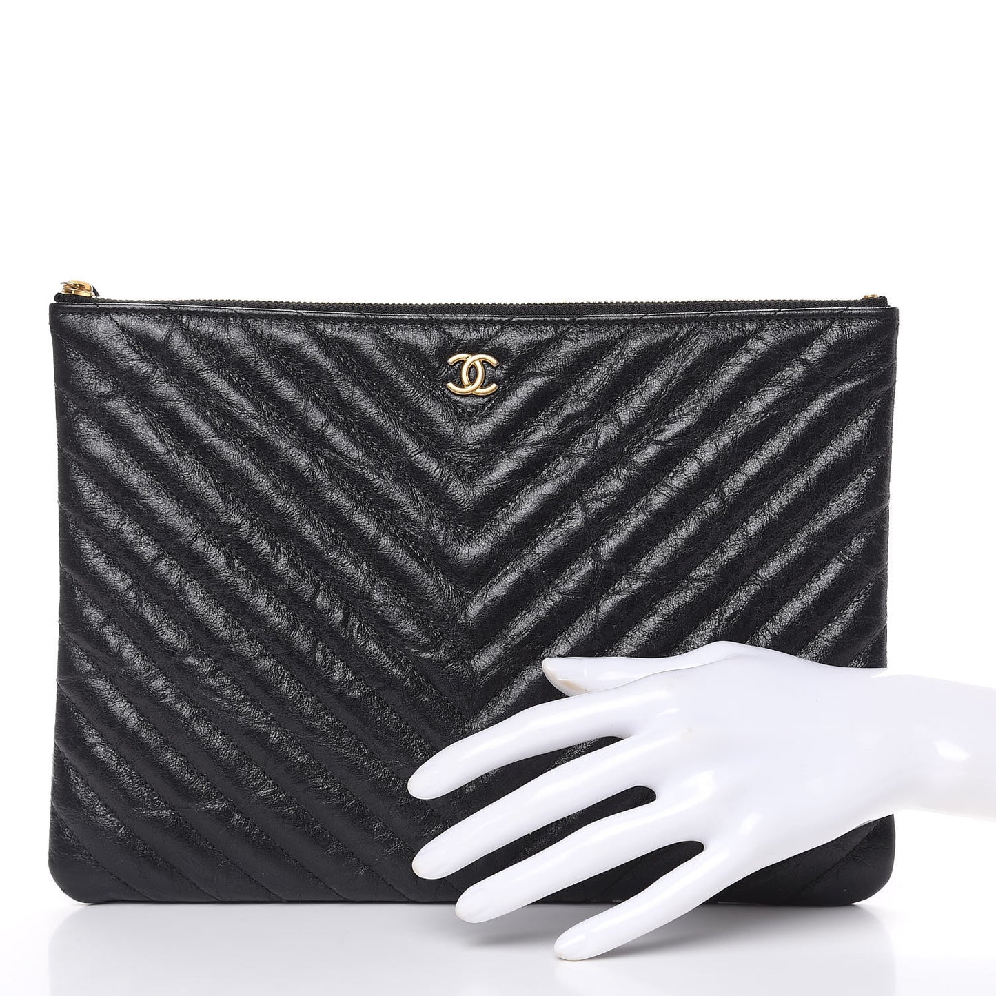 Crumpled Calfskin Chevron Quilted Medium Cosmetic Case Black