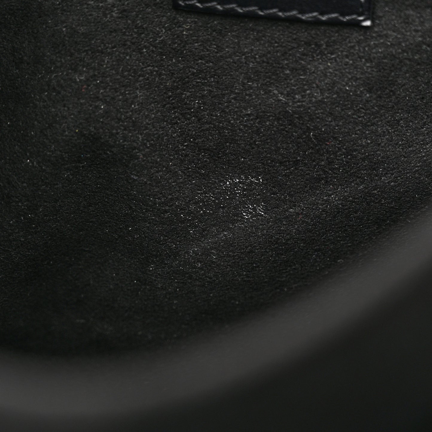 Reverse Monogram Pochette Metis