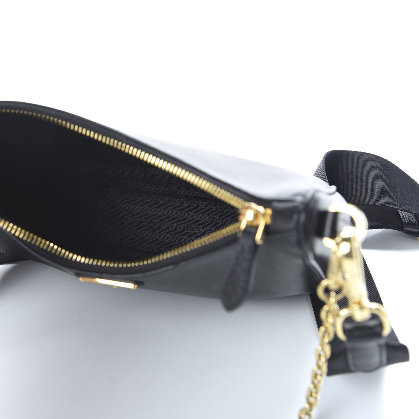 Saffiano Lux Re-Edition 2005 Shoulder Bag Black
