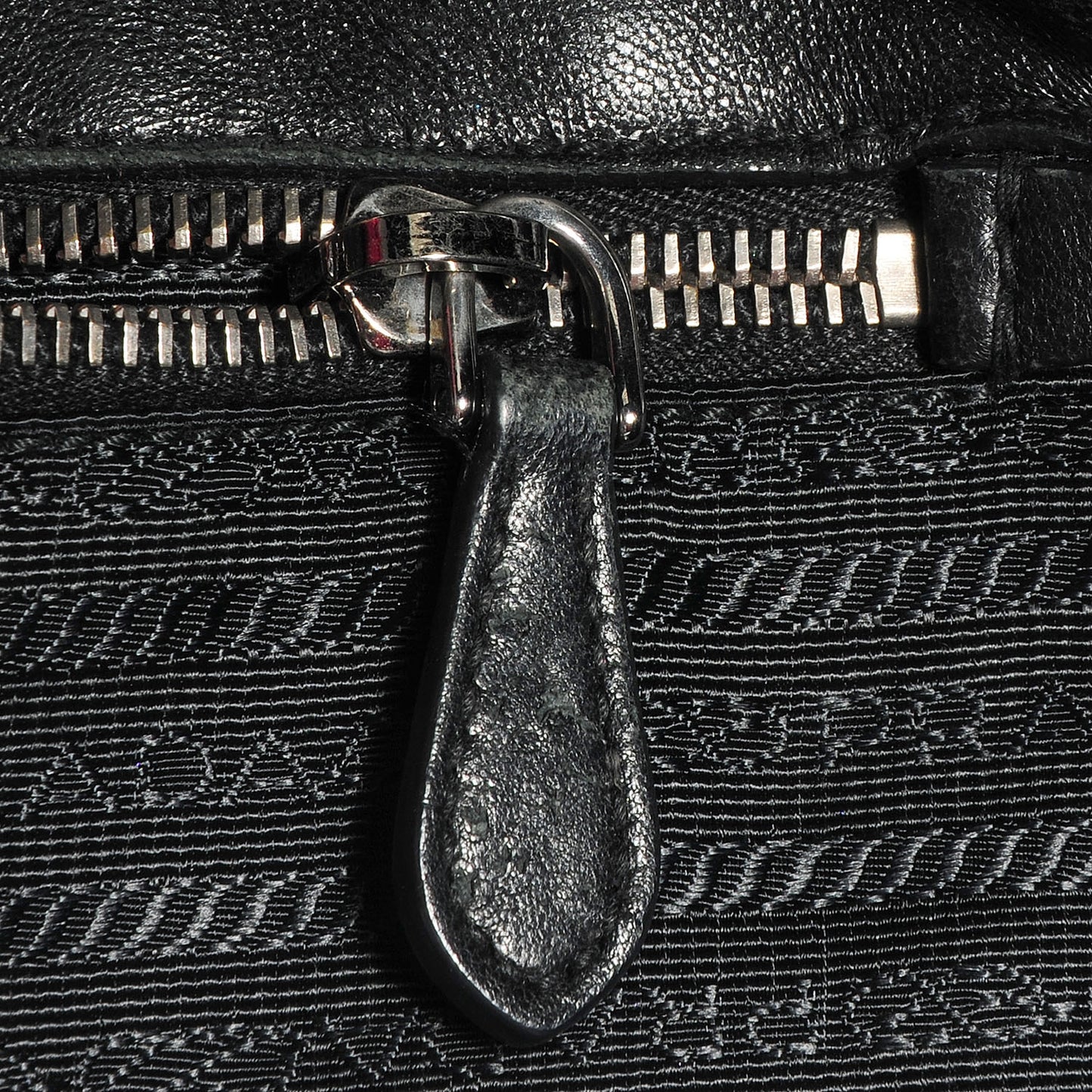 Tessuto Nylon Gaufre Tote Nero Black