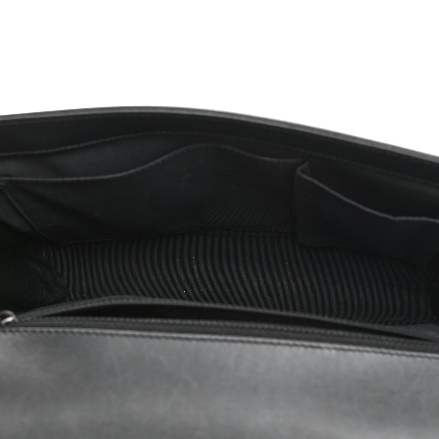 Calfskin Chevron Quilted Medium Boy Flap Black
