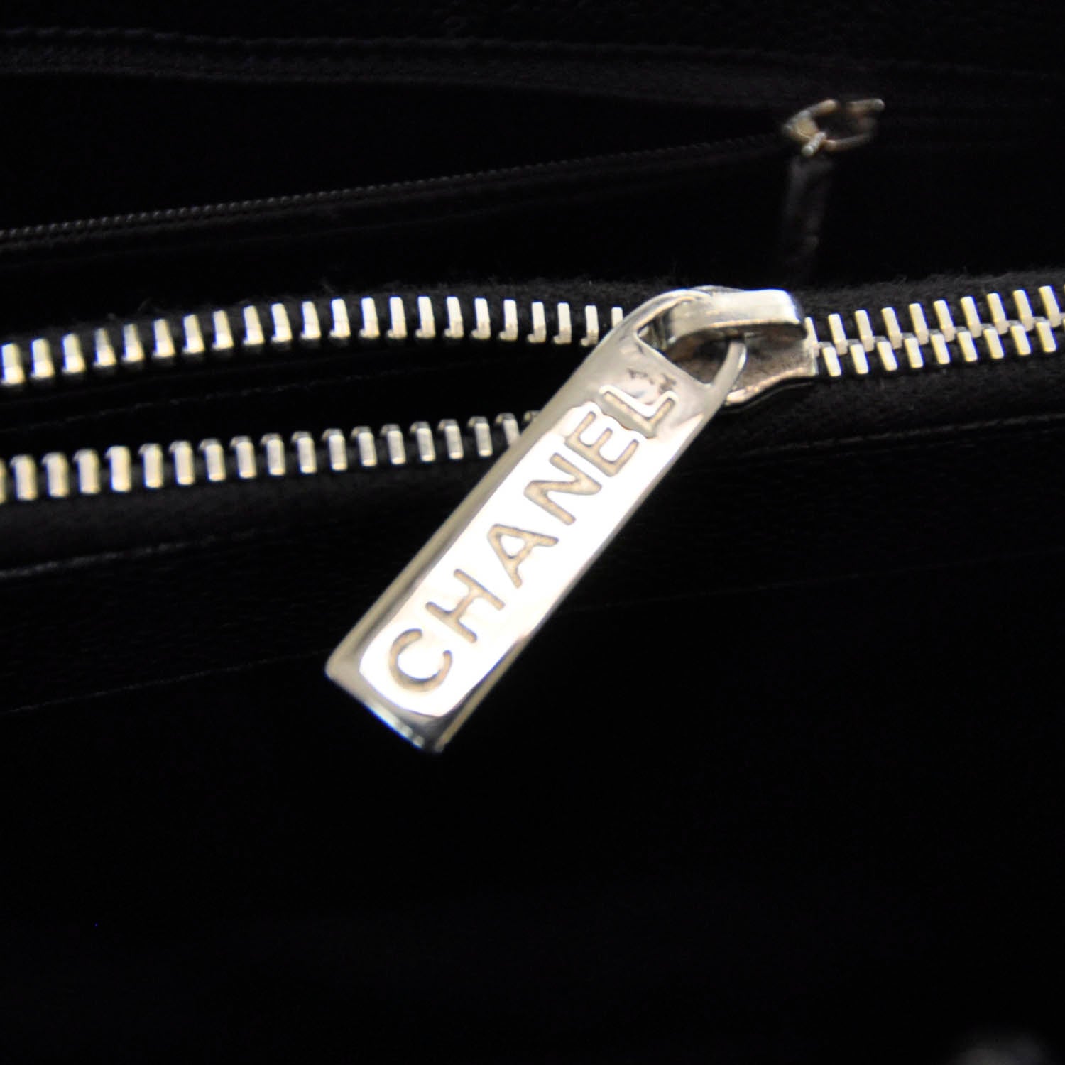 Chanel Caviar Grand Shopping Tote GST Black 7 of 9