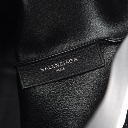 Balenciaga Pebbled Calfskin Medium Everyday Tote Black 7 of 12
