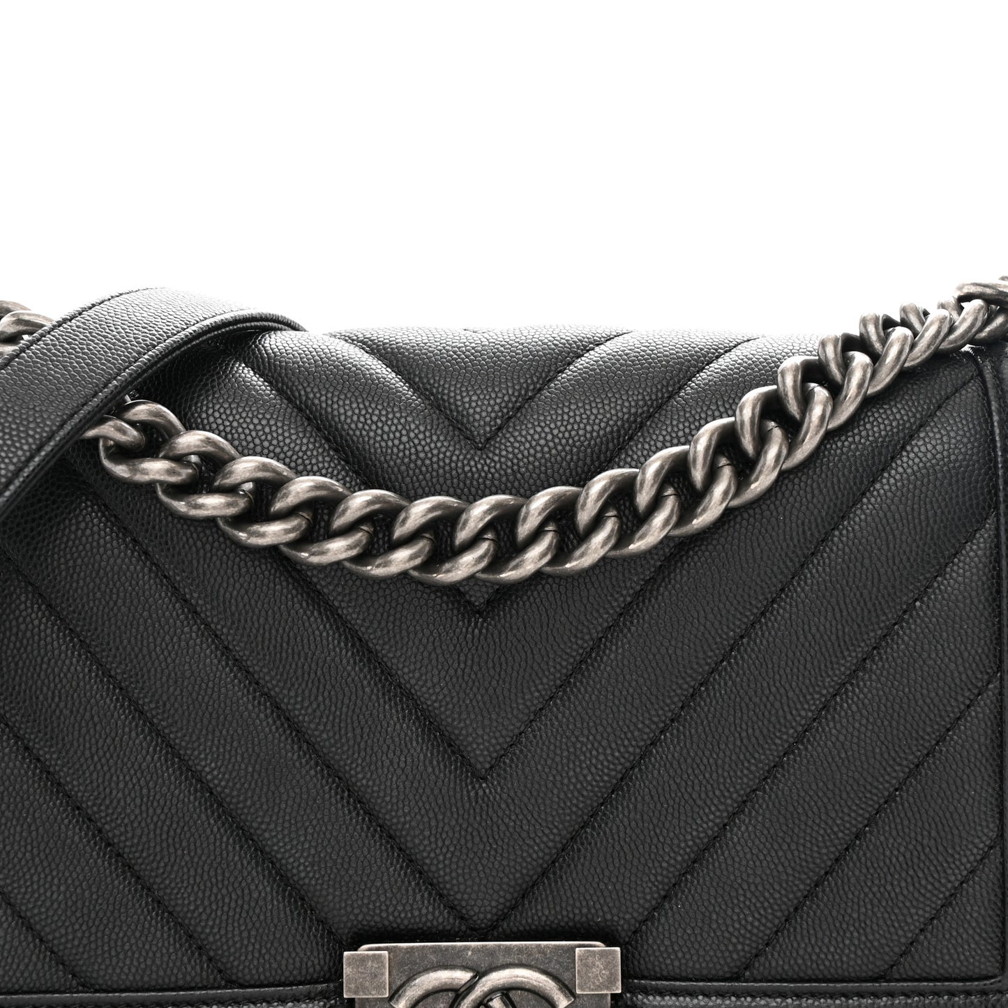 Caviar Chevron Quilted Medium Boy Flap Black