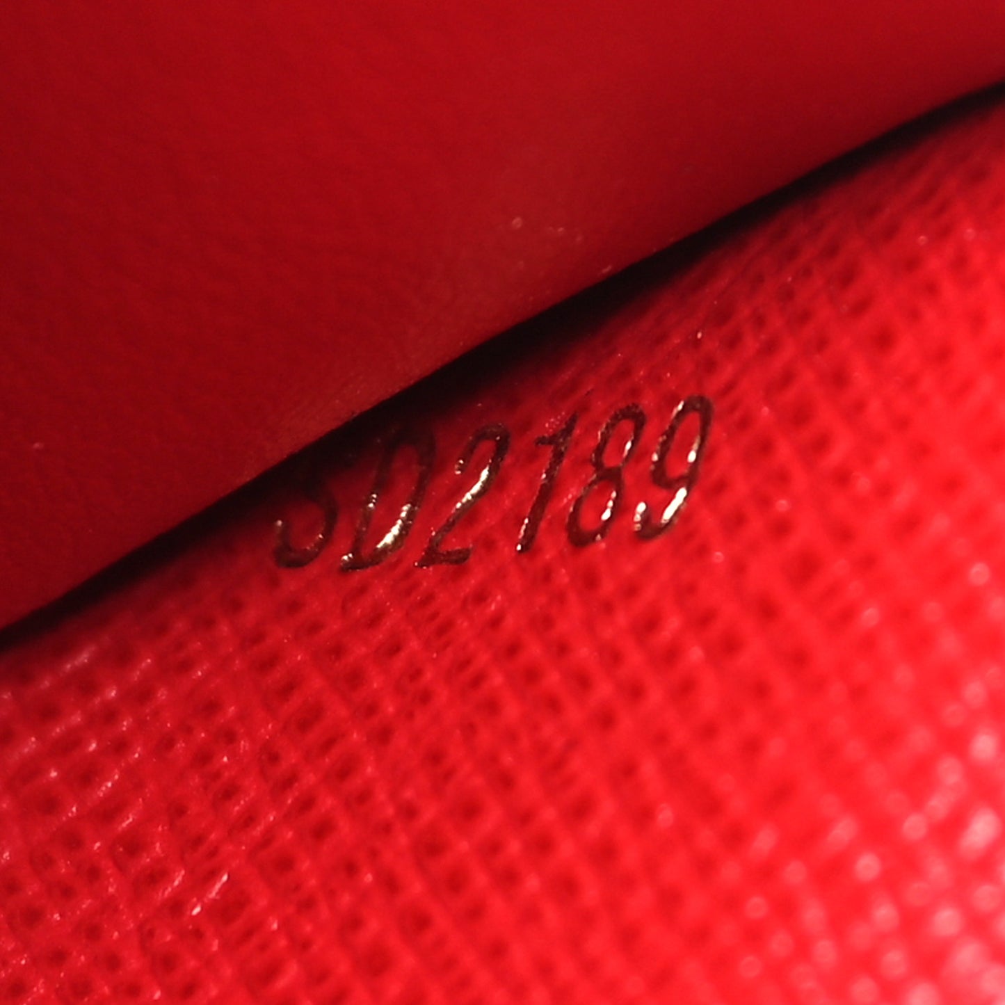 Damier Ebene Victorine Wallet Red