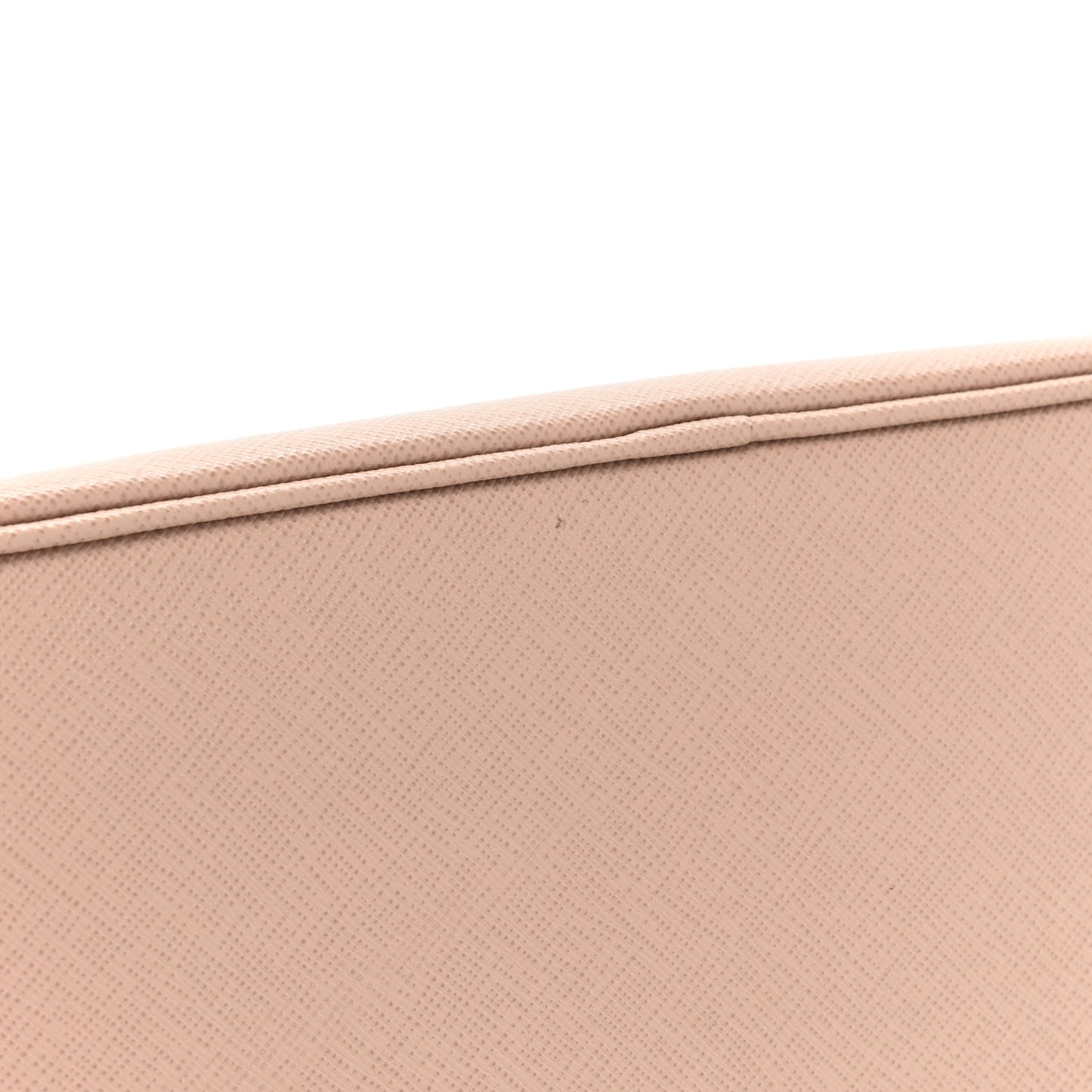 Saffiano Lux Medium Tote Cammeo