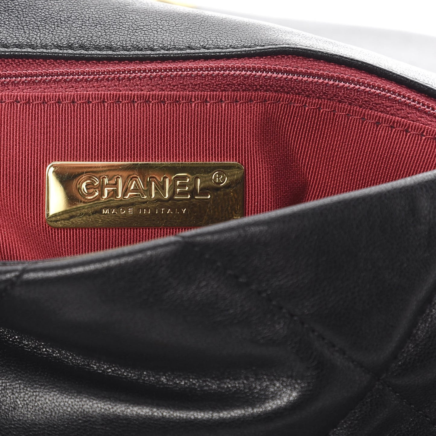 Lambskin Quilted Medium 19 Flap Black