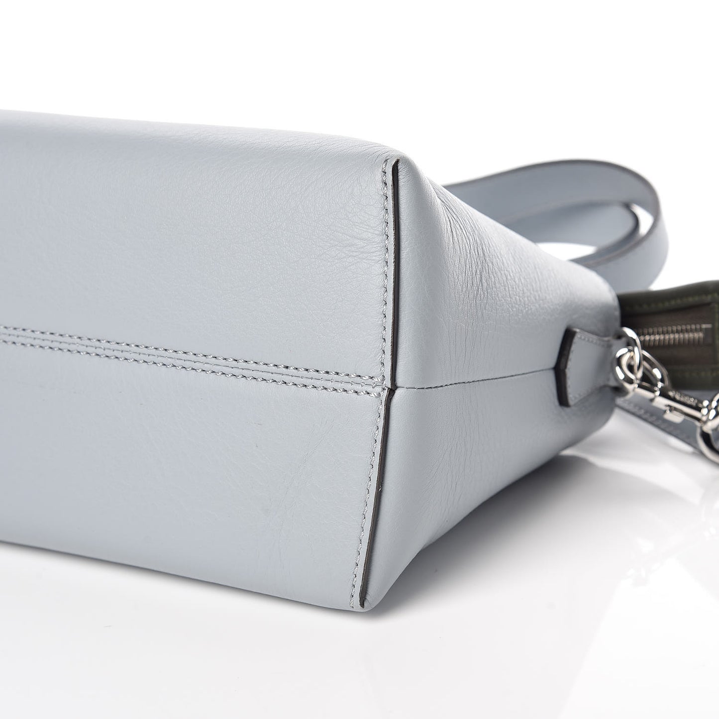 Vitello Dolce Chain Medium By The Way Boston Bag Azzurro Polvere Sand