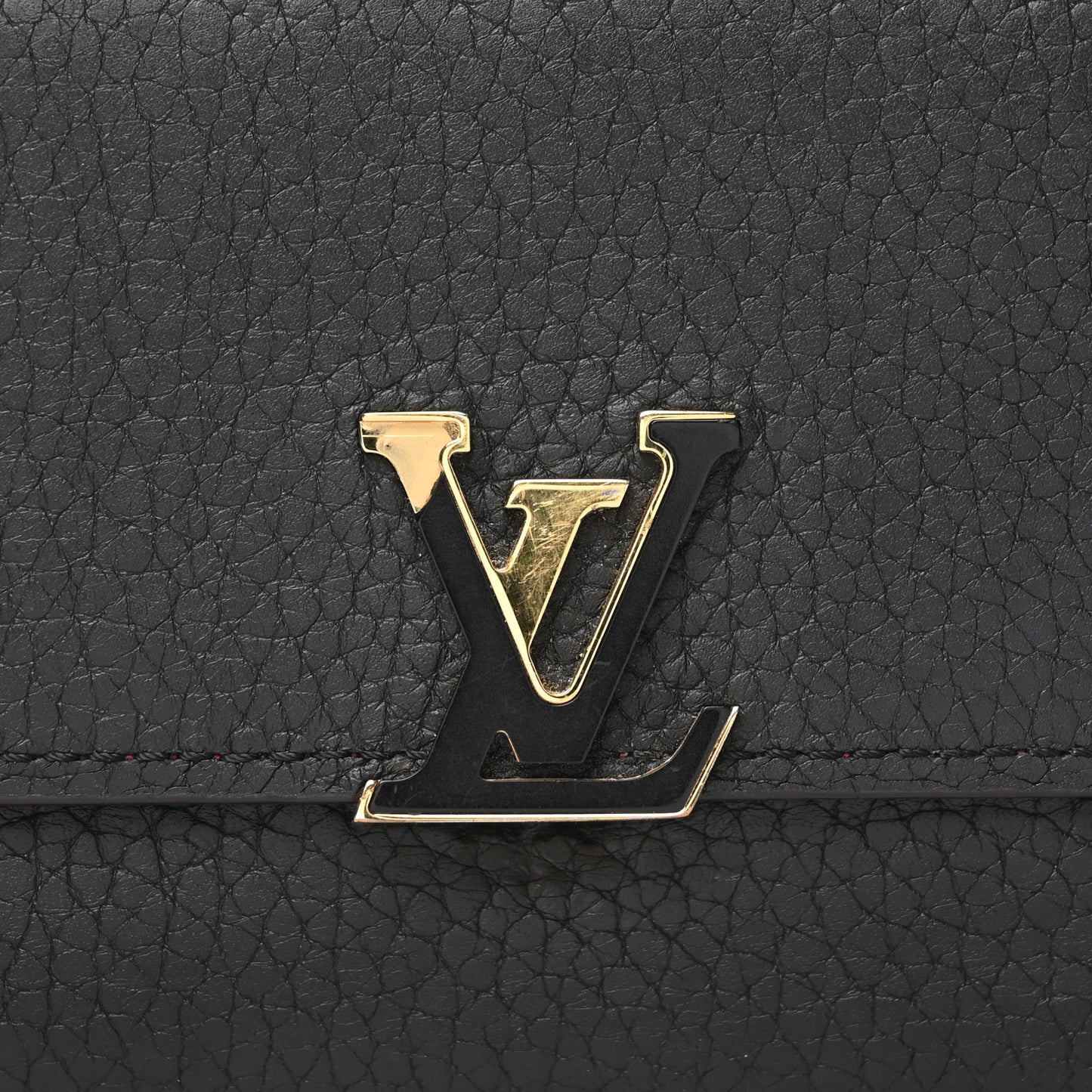Taurillon Capucines Compact Wallet Black