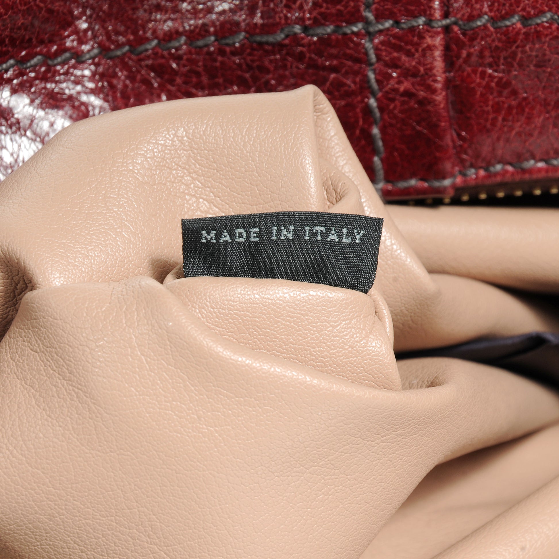 Prada Vitello Shine Hobo Amaranto 9 of 9