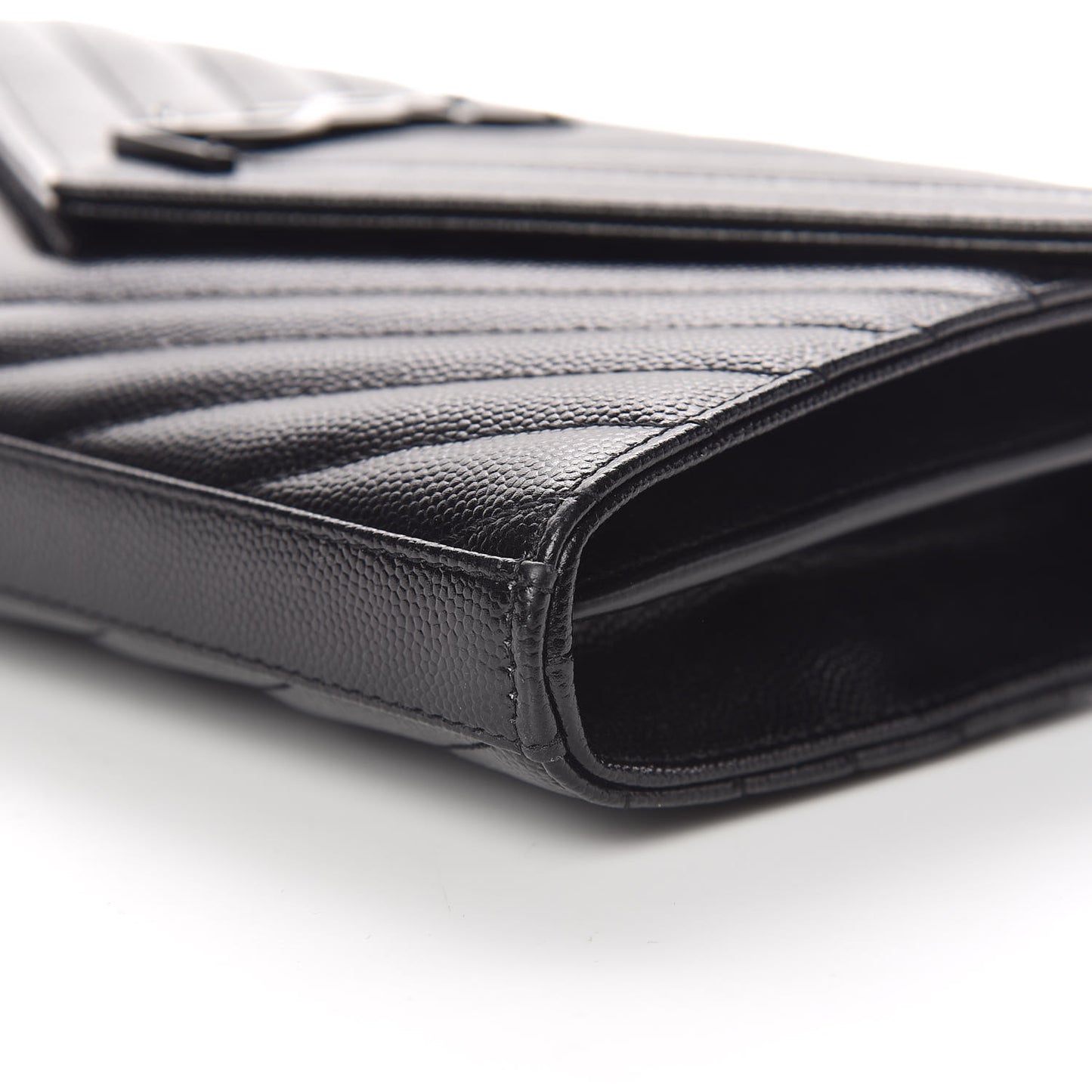 Grain De Poudre Matelasse Chevron Monogram Chain Wallet Black