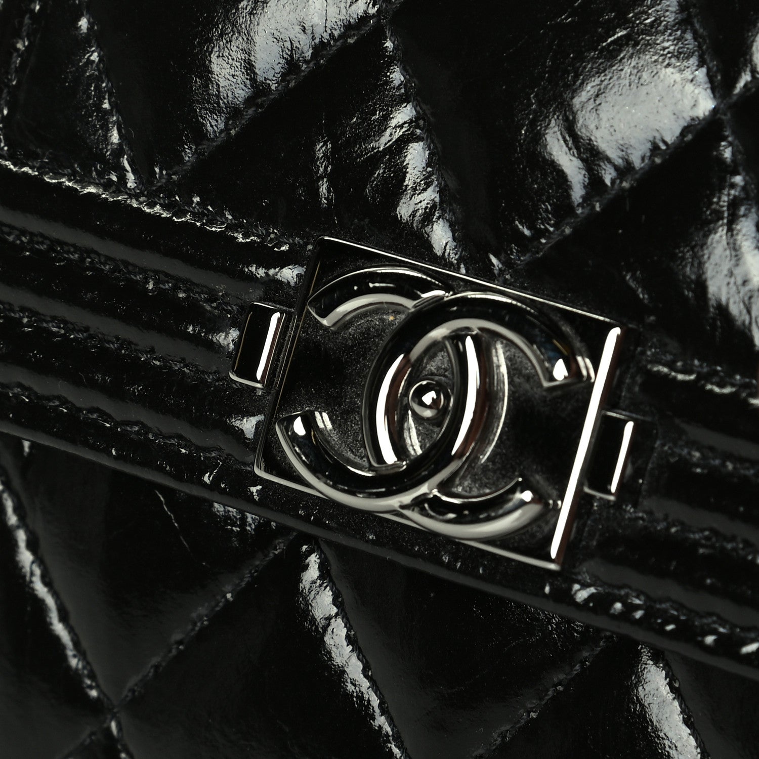 Chanel Distressed Patent Quilted Boy Flap Card Holder Wallet Black 6 of 7