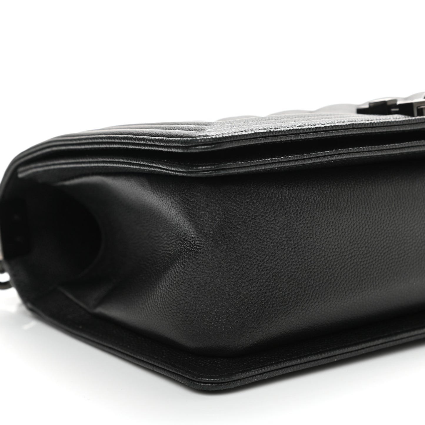 Caviar Quilted Medium Boy Flap So Black