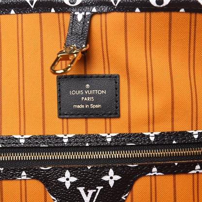 Louis Vuitton Monogram Giant Jungle Neverfull MM Black 6 of 9