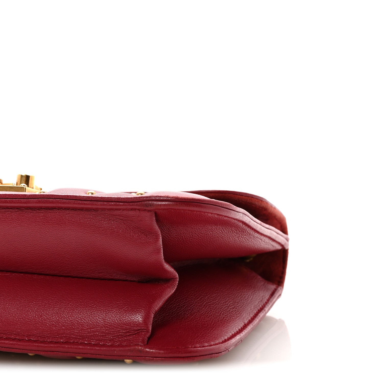 Christian Dior レザーケース バーガンディ Christian Dior Lambskin Cannage Studded Small Dioraddict Flap Bag