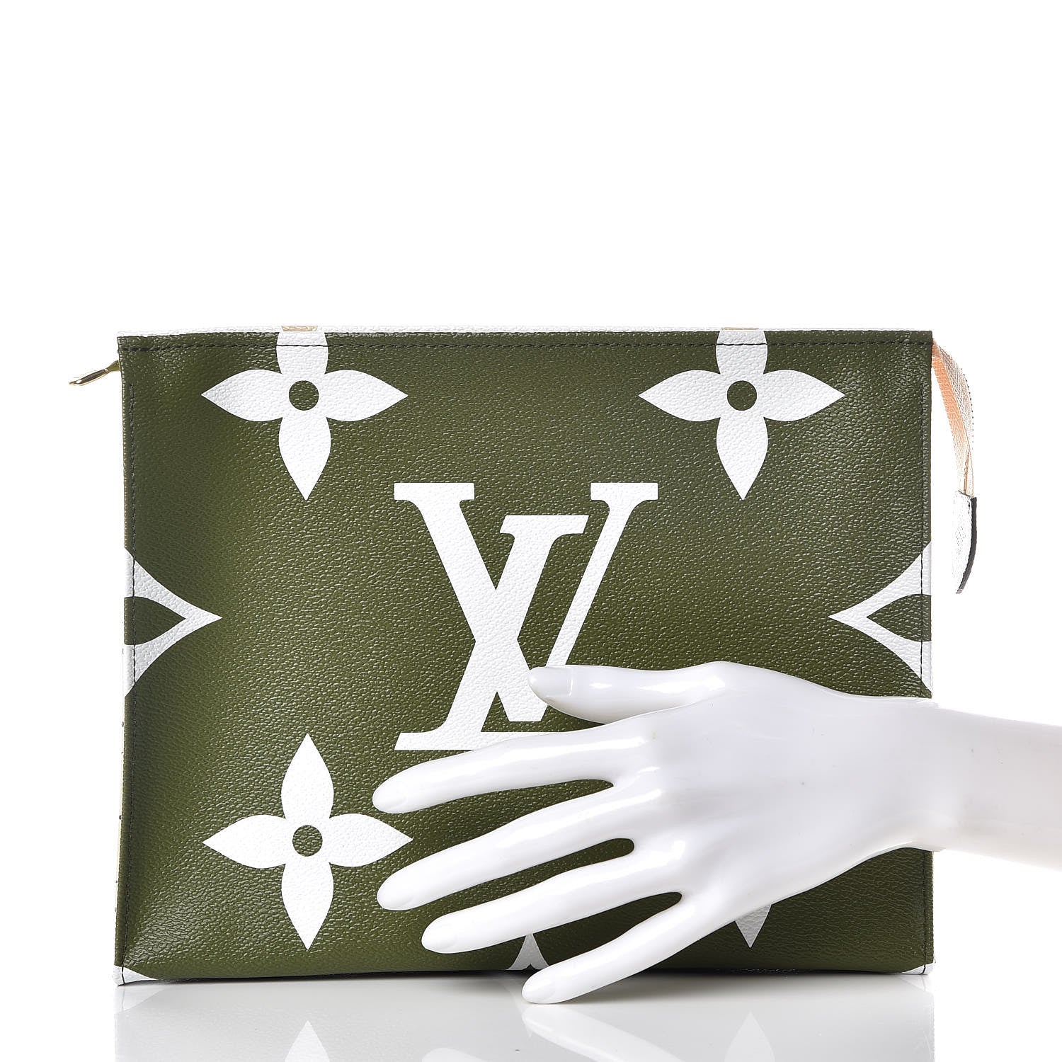 Louis Vuitton Monogram Giant Toiletry Pouch 26 Kaki 2 of 9