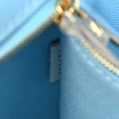 Louis Vuitton Monogram Giant Hawaii Onthego Blue 8 of 9