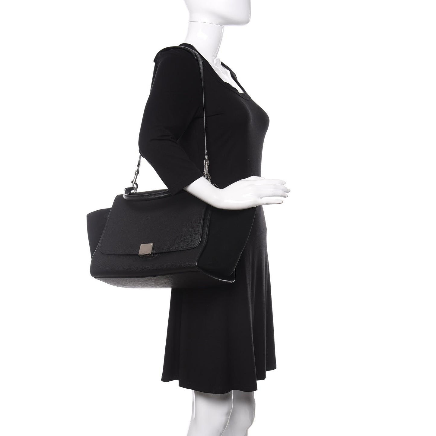 Drummed Calfskin Suede Medium Trapeze Black