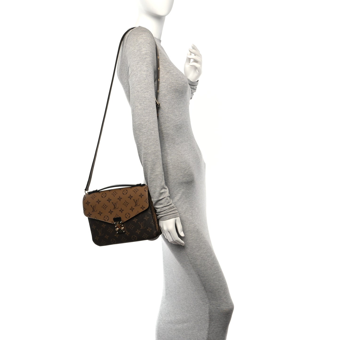 Reverse Monogram Pochette Metis