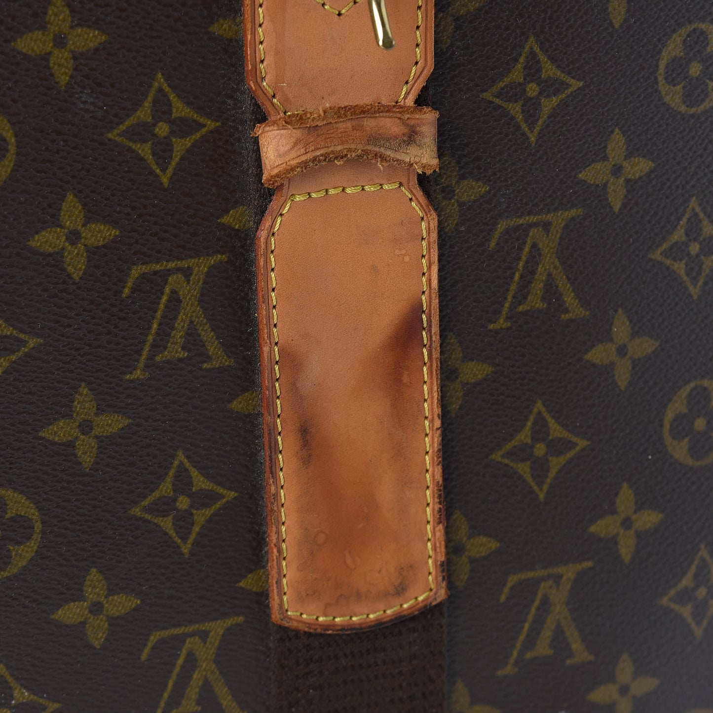 Monogram Satellite 70
