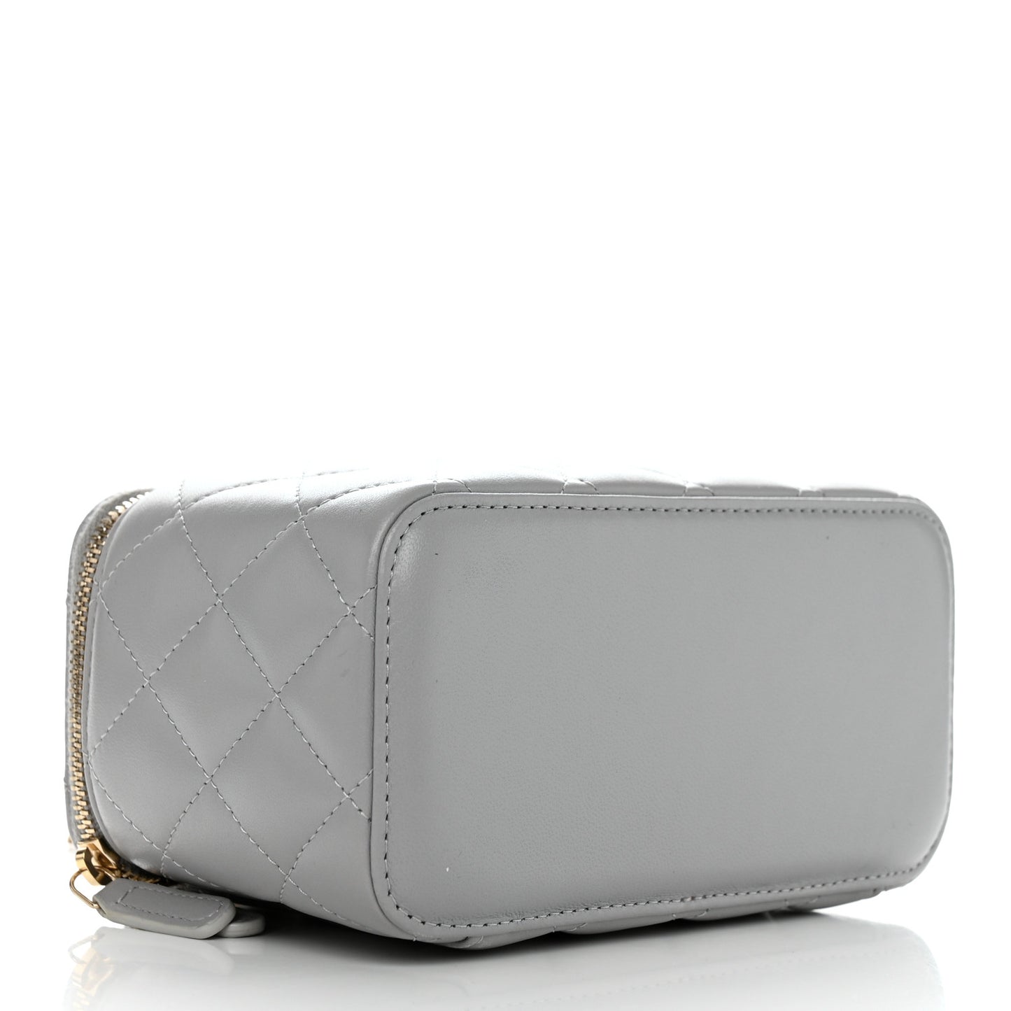 Lambskin Quilted Small Pearl Crush Vanity Case With Chain Grey