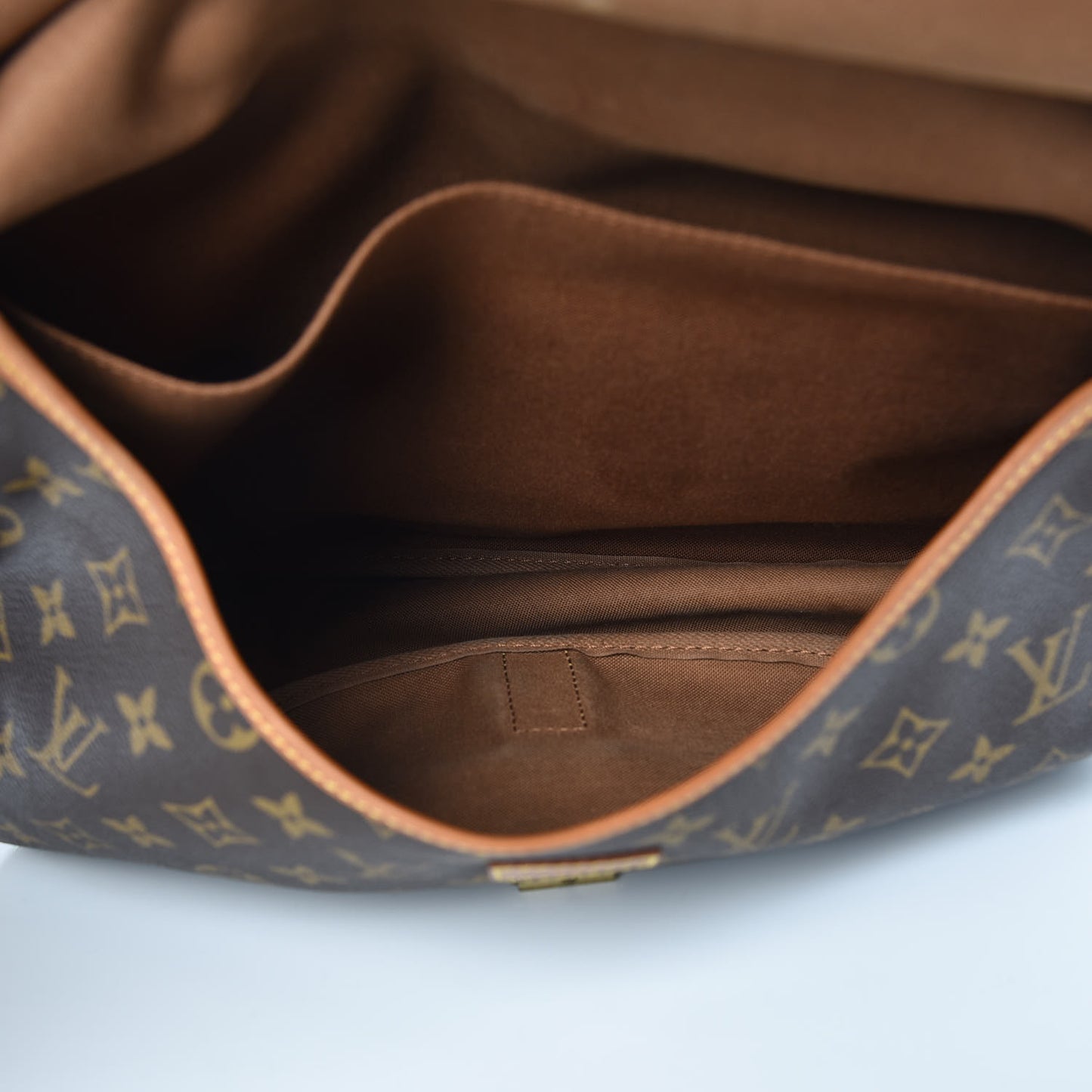 Monogram Saumur 35
