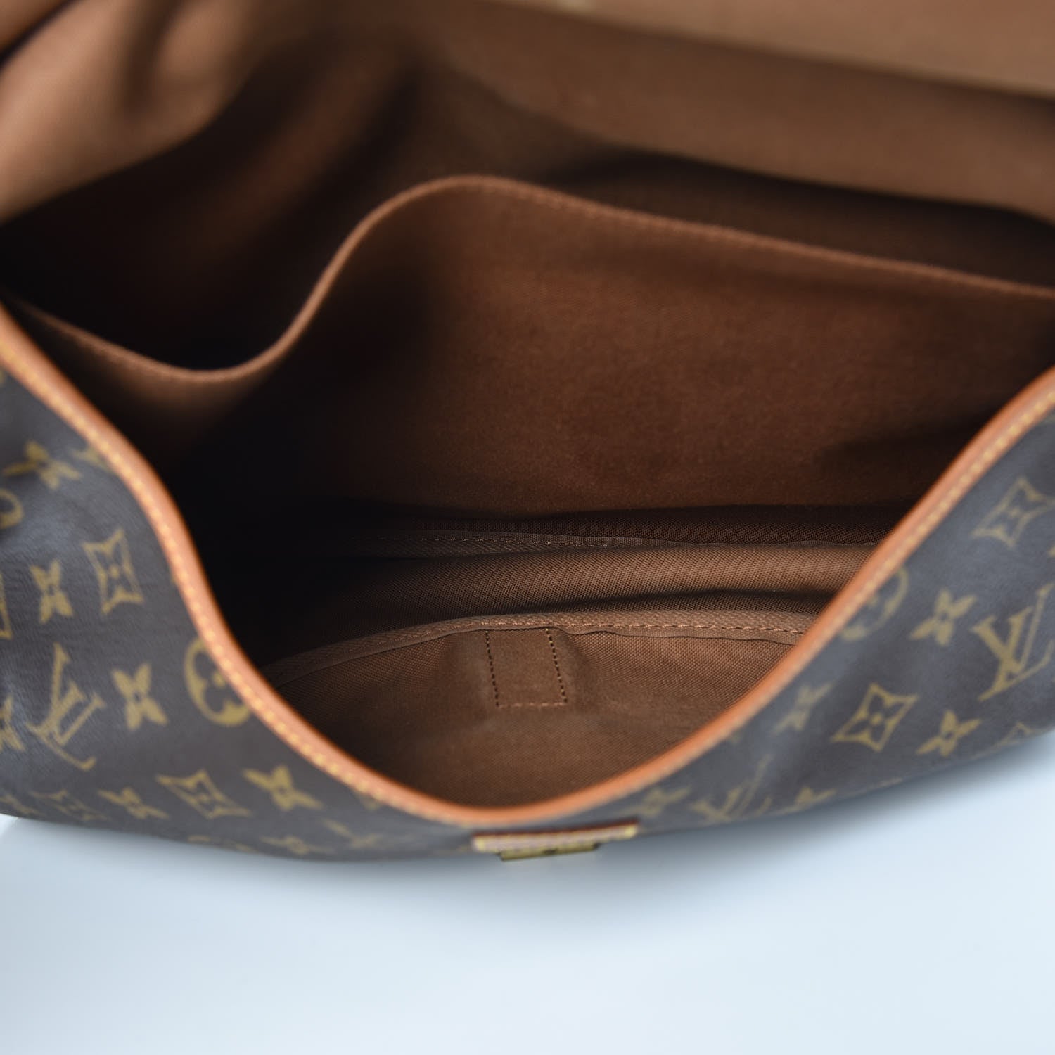 Louis Vuitton Monogram Saumur 35 6 of 18