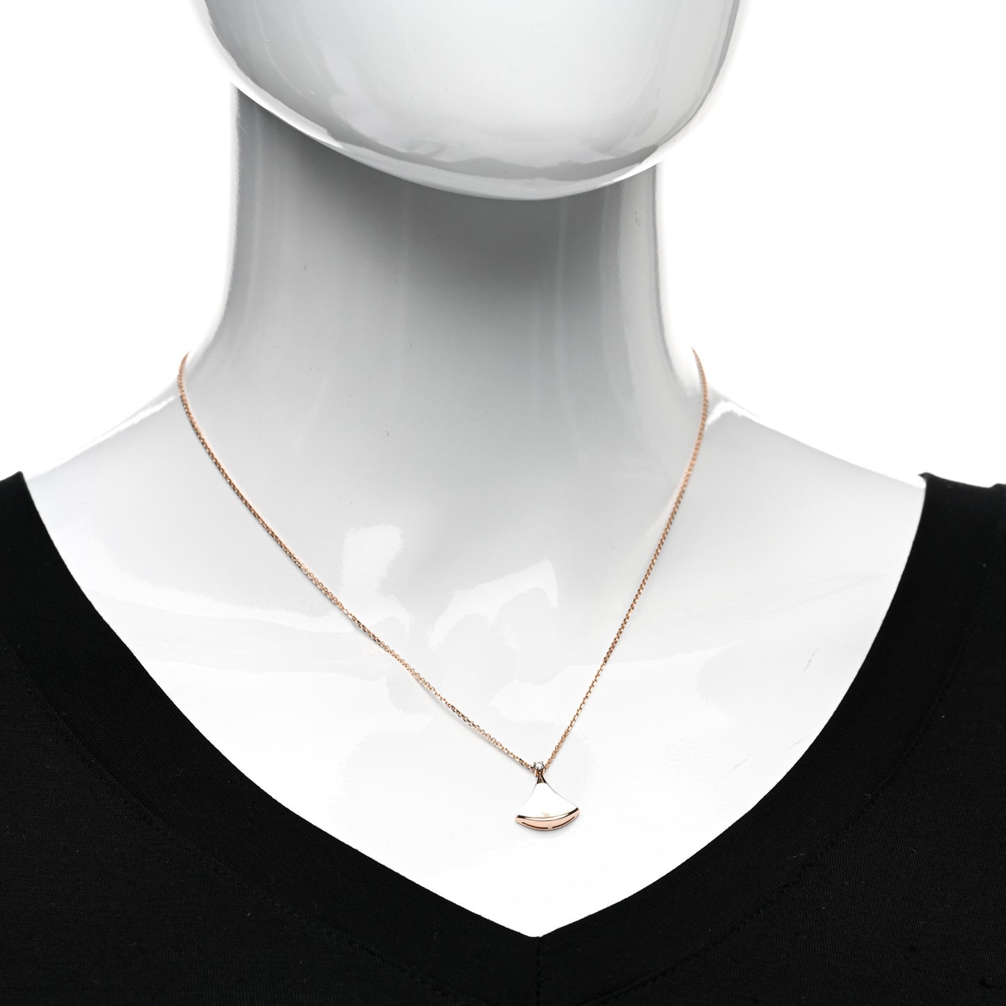 18K Rose Gold Diamond Mother of Pearl Small Divas' Dream Pendant Necklace