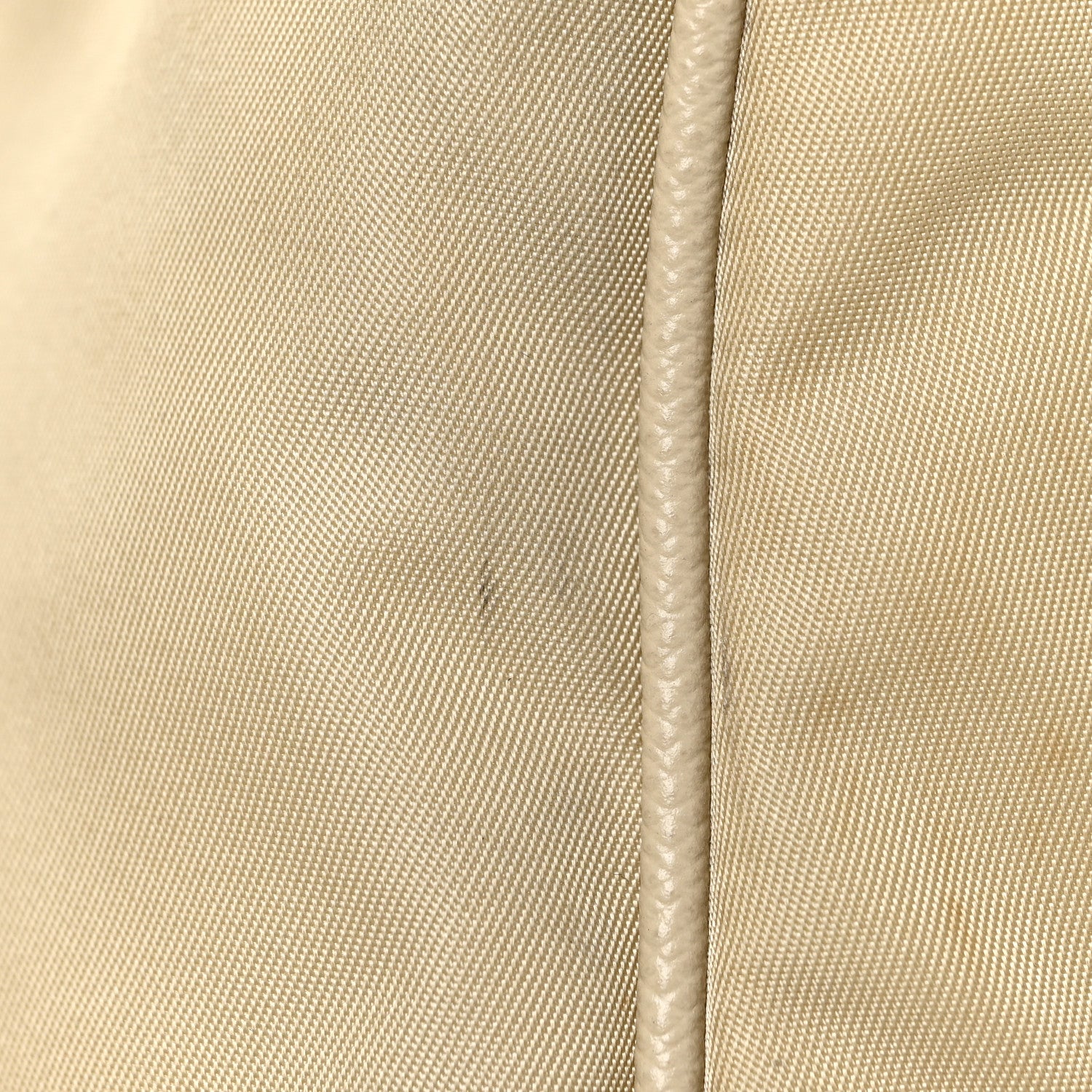 Prada Nylon Re-Edition 2005 Shoulder Bag Deserto 18 of 22