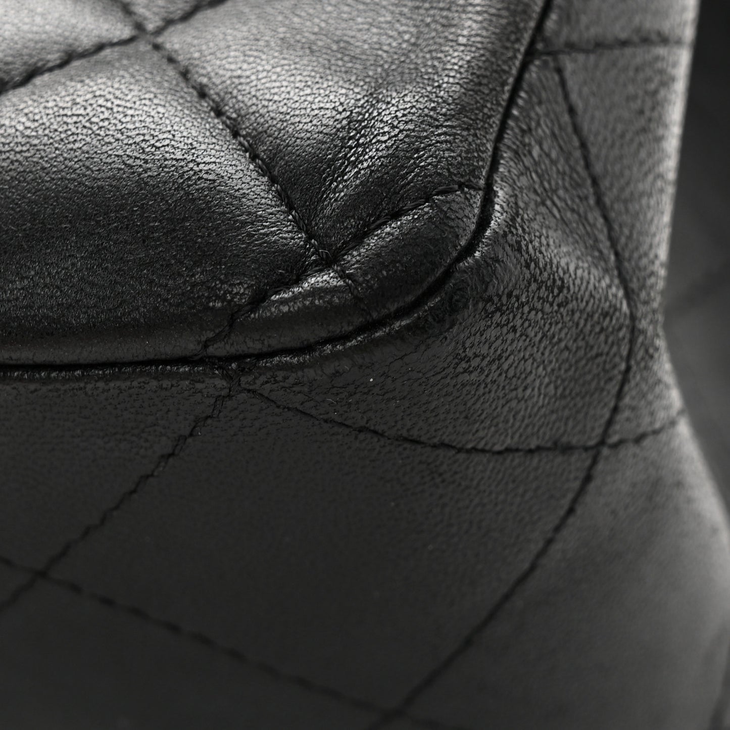 Lambskin Quilted Jumbo Single Flap Black
