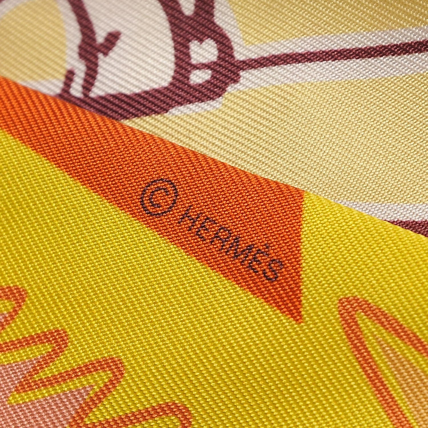 Hermes Silk Sea Surf and Fun Twilly Camel Jaune Vert 5 of 5