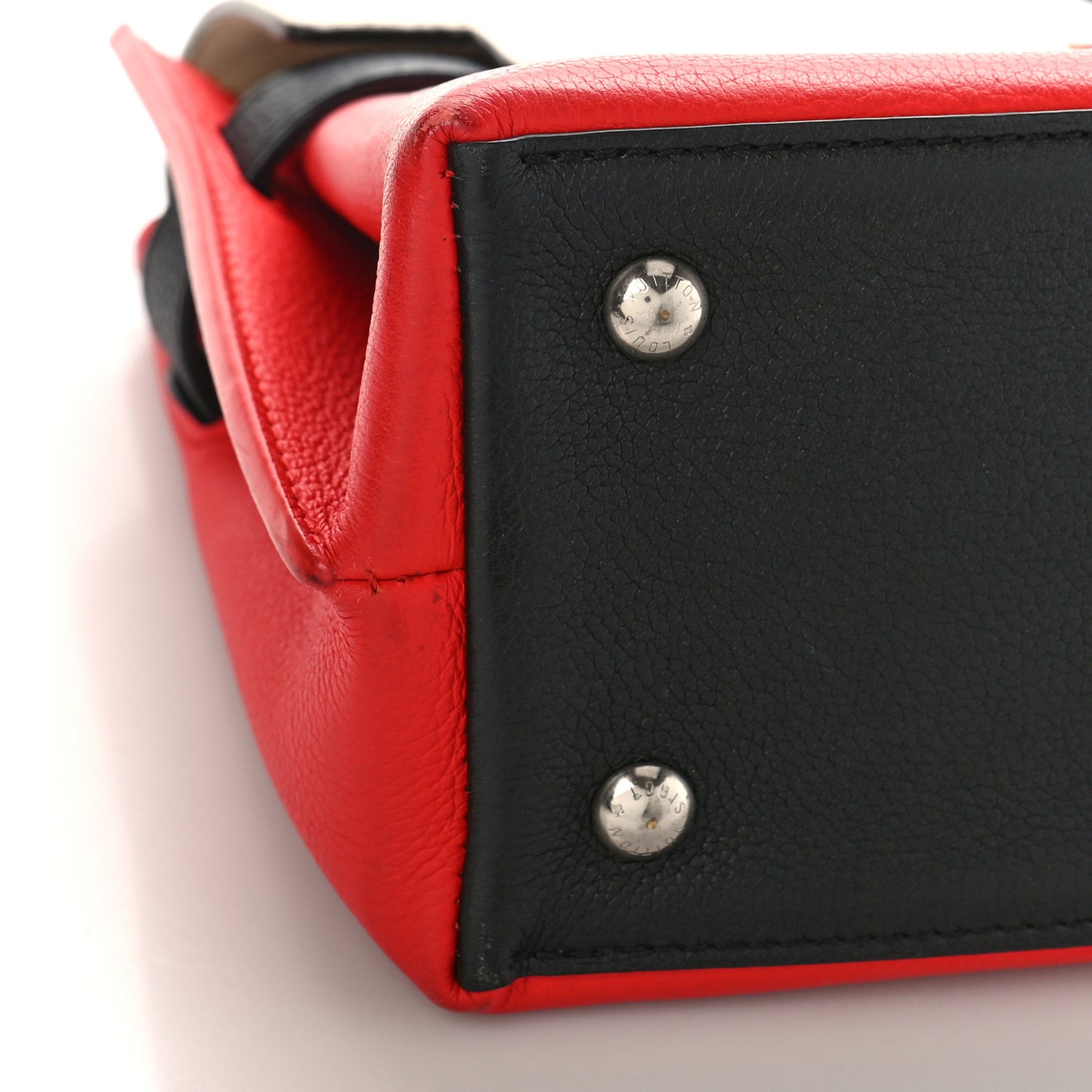 Soft Calfskin Lockme Ever BB Kabuki Red Quartz Black