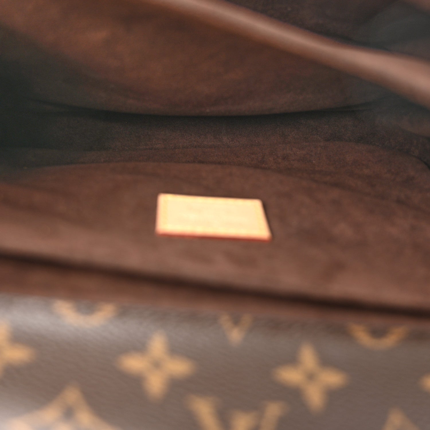 Louis Vuitton Monogram Pochette Metis 5 of 15