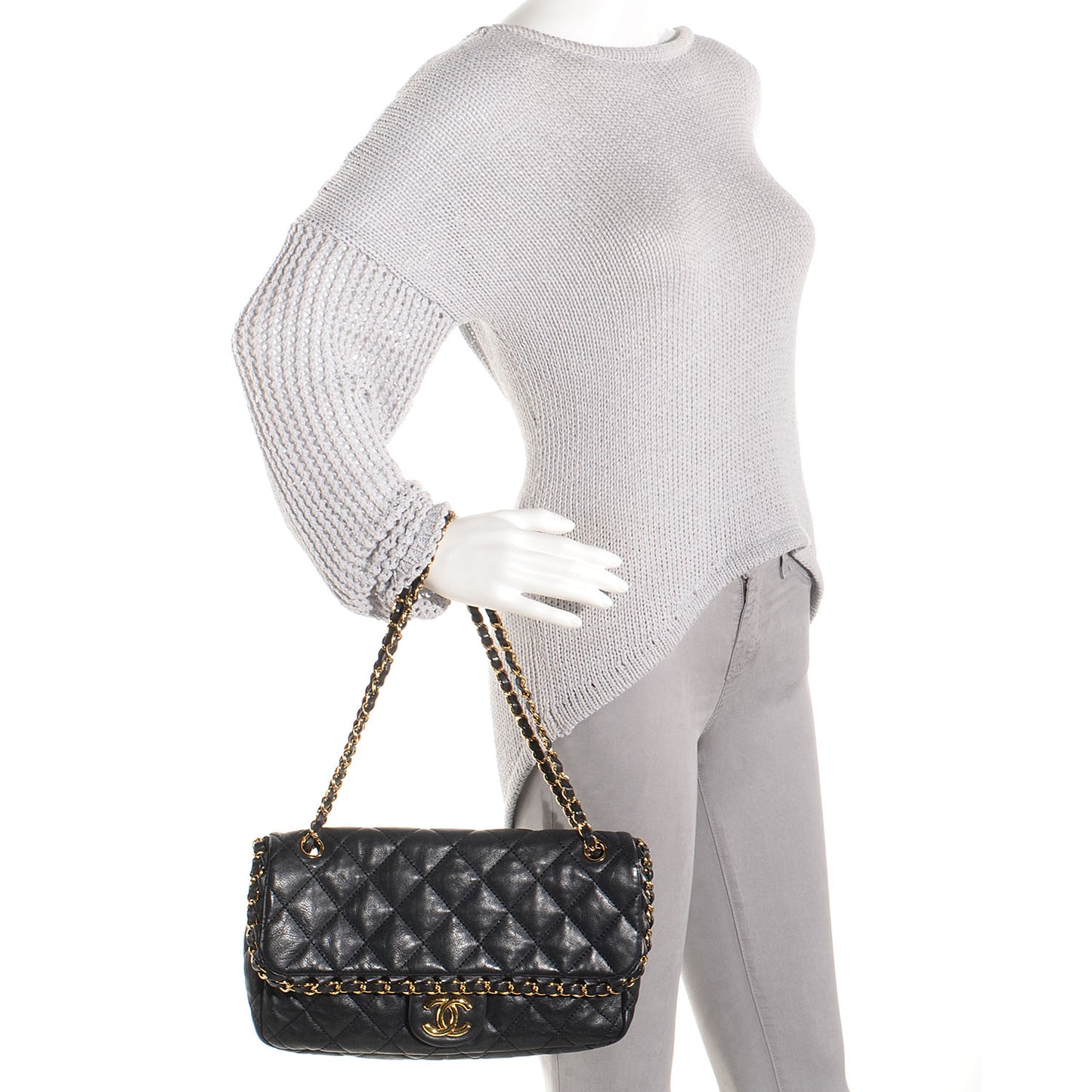 Calfskin Chain Me Medium Flap Black