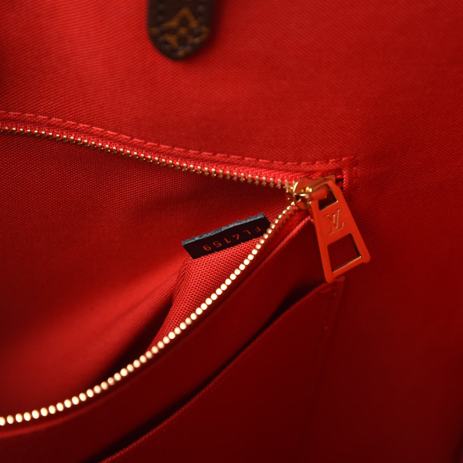 Louis Vuitton Reverse Monogram Giant Onthego GM 9 of 10