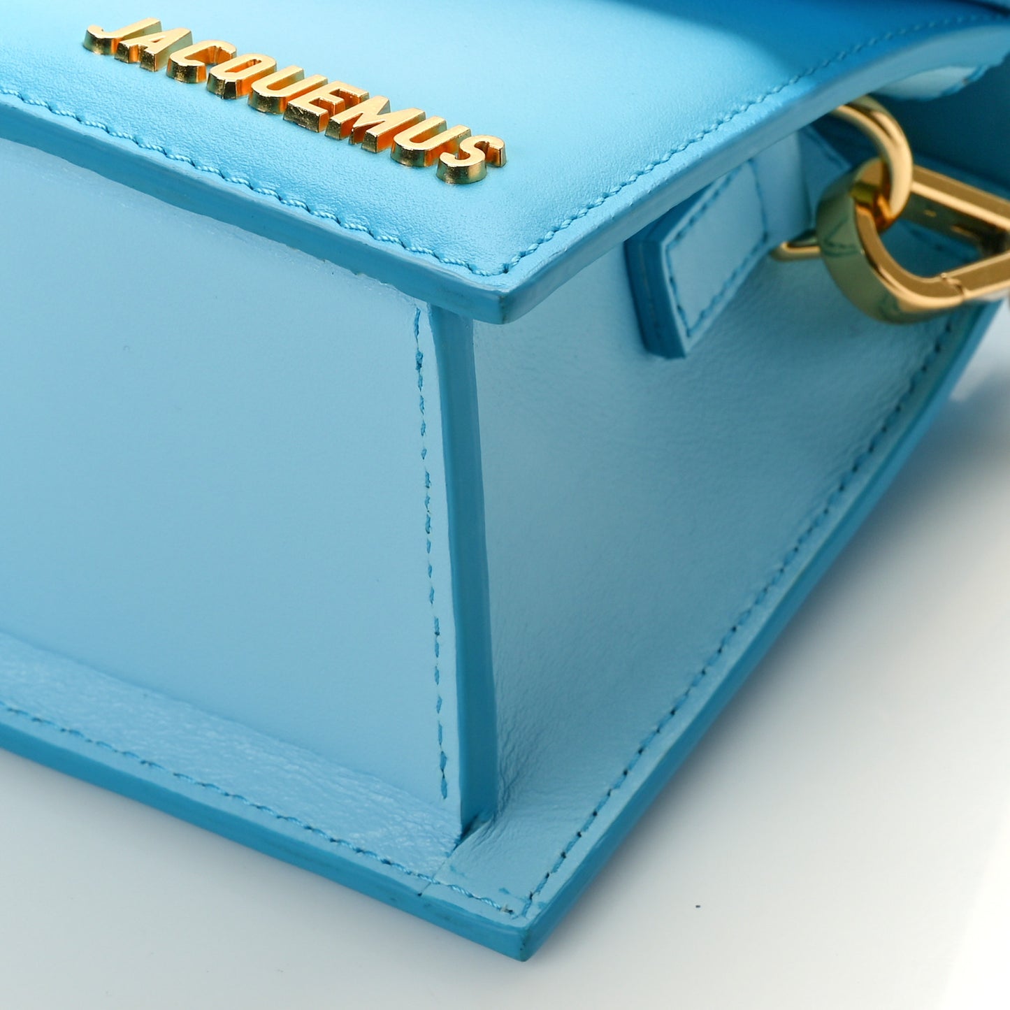 Smooth Calfskin Le Chiquito Noeud Blue