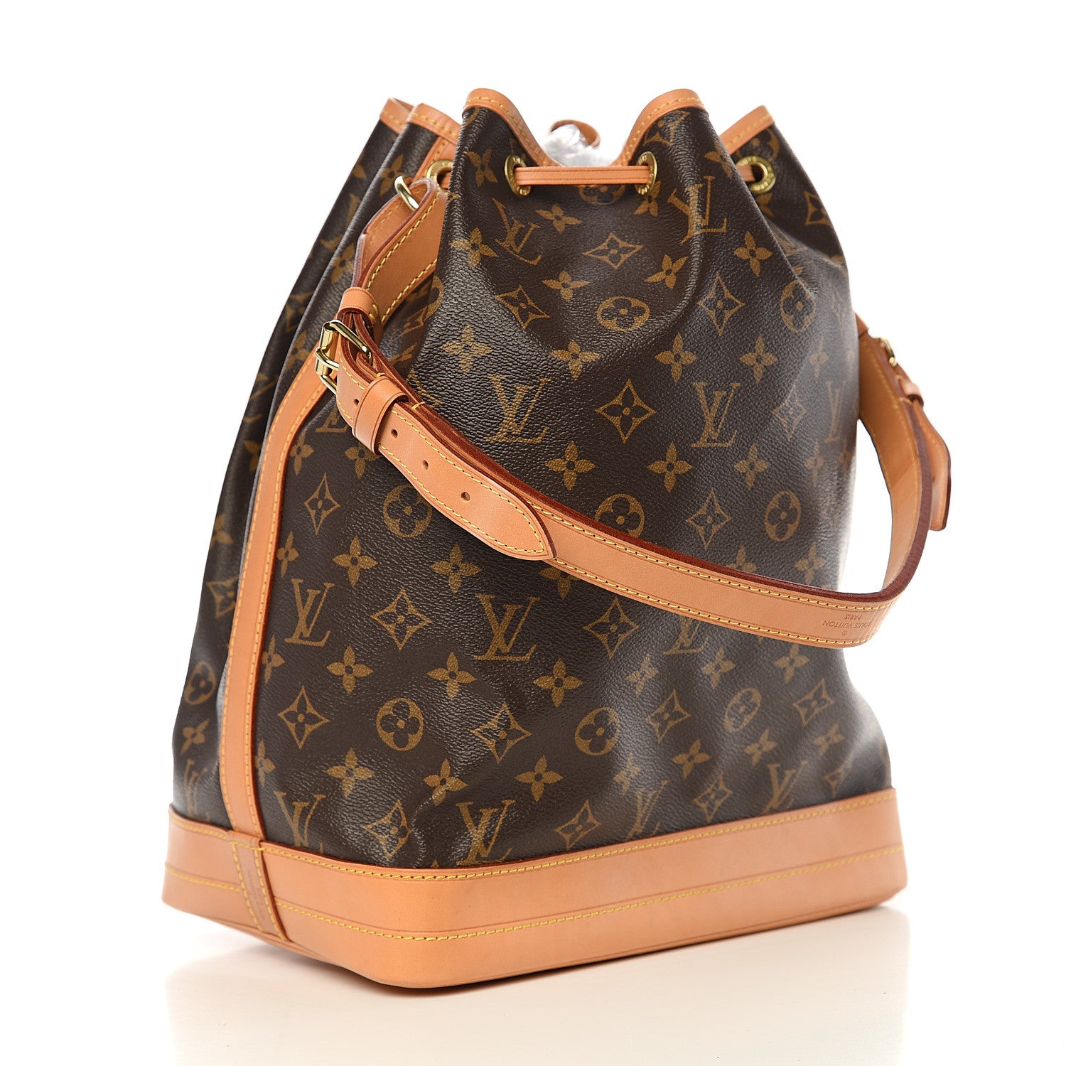 Louis Vuitton Monogram Noe 2 of 9