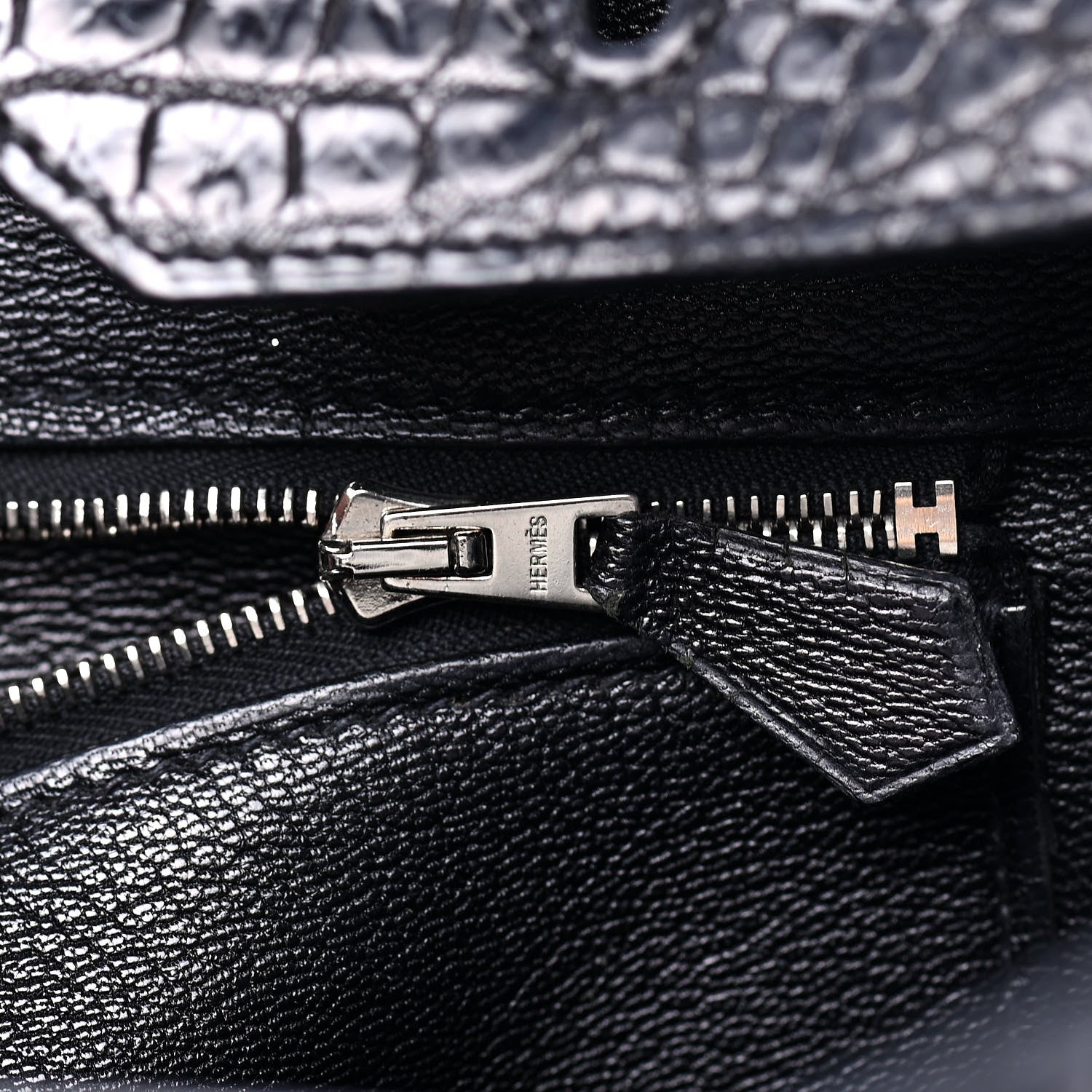 Hermes Matte Porosus Crocodile Birkin 35 Black 17 of 31