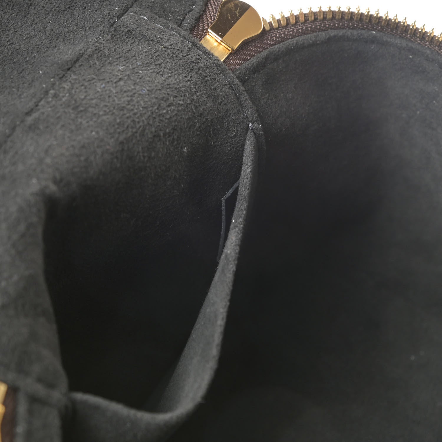 Louis Vuitton Reverse Monogram Vanity PM 7 of 9