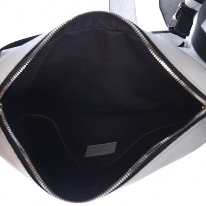 Louis Vuitton Taiga Monogram Outdoor Messenger White 5 of 14